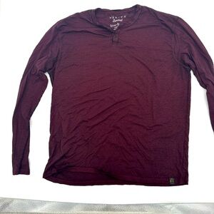 Lucky Brand Men's XL Venice Burnout Henley Shirt - Great Condition, Soft Fabric,